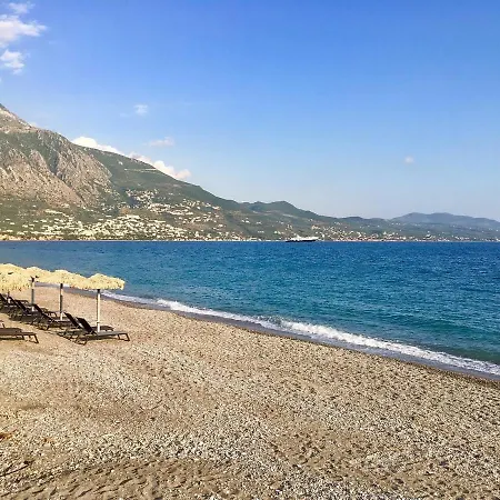 Jason City Escape - Cozy Urban Gem Kalamata Exterior photo