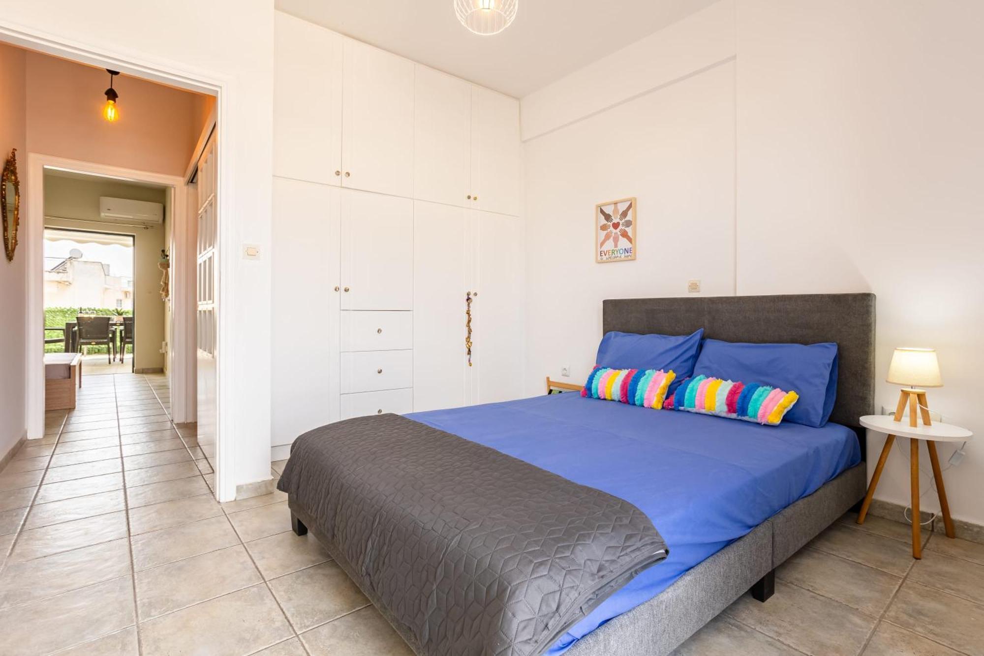Jason Escape - Cozy Urban Gem Holiday home Kalamata